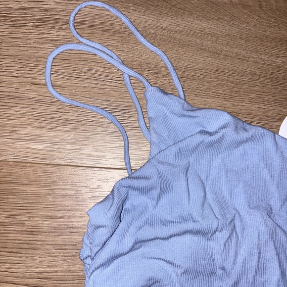 Princess Polly Light Purple Asymmetric Crop Top - Picture 5 of 6